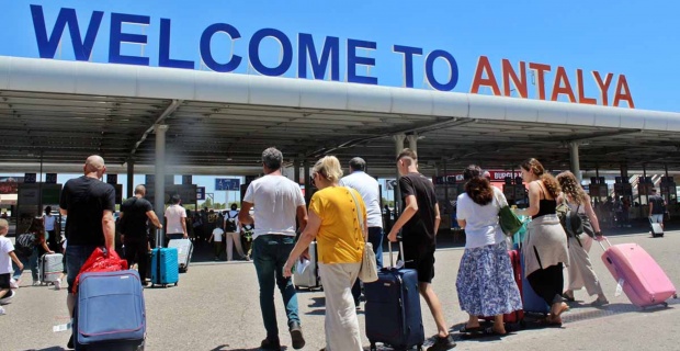 Antalya dünya turizm liginde ilk üçü hedefliyor