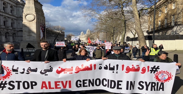 Alevi katliamına Londra'dan protesto, Türkiye'den çağrı