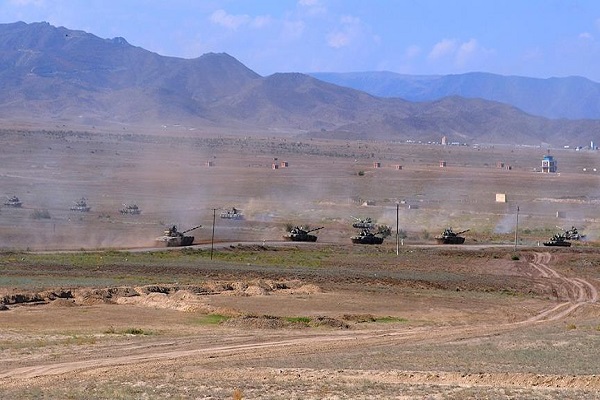 12 Azerbaycan askeri çıkan çatışmalarda şehit oldu